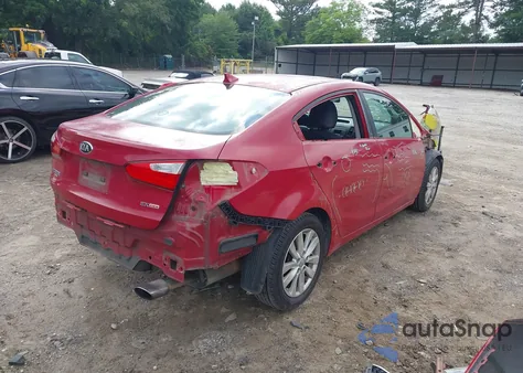 2015 Kia Forte Ex z USA, uszkodzony, nr VIN KNAFX4A89F5266207